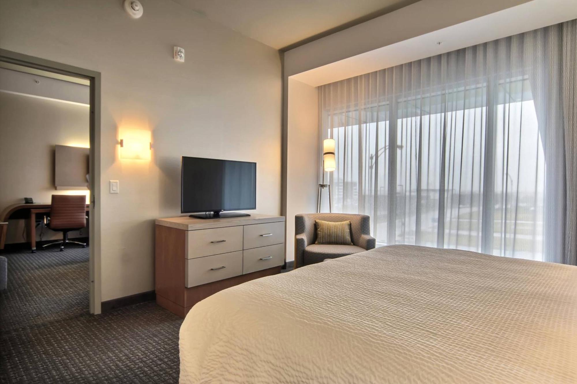 Courtyard By Marriott Québec Zewnętrze zdjęcie